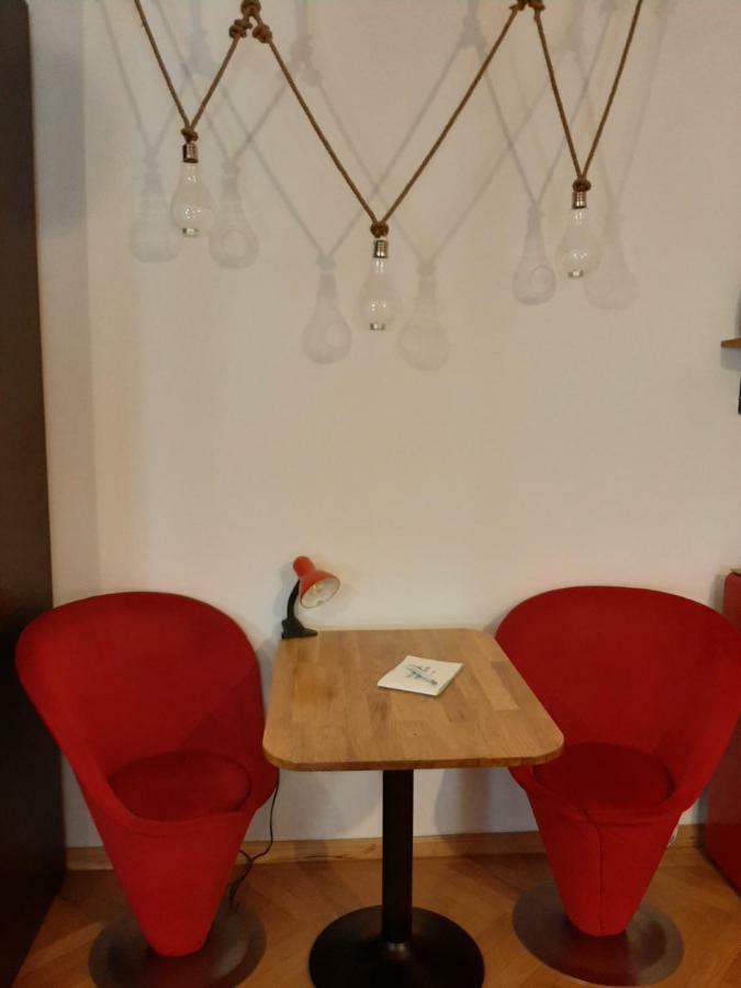 Apartamento Luky10 Braşov Exterior foto